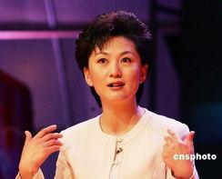 央视女主播海霞生活照,镜头之外的生活风采