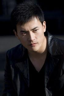 赫子铭家庭背景